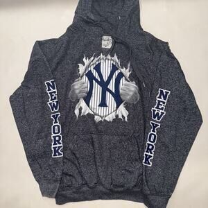 Vintage New York Yankees Hoodie Sweatshirt Gray Women’s - Medium